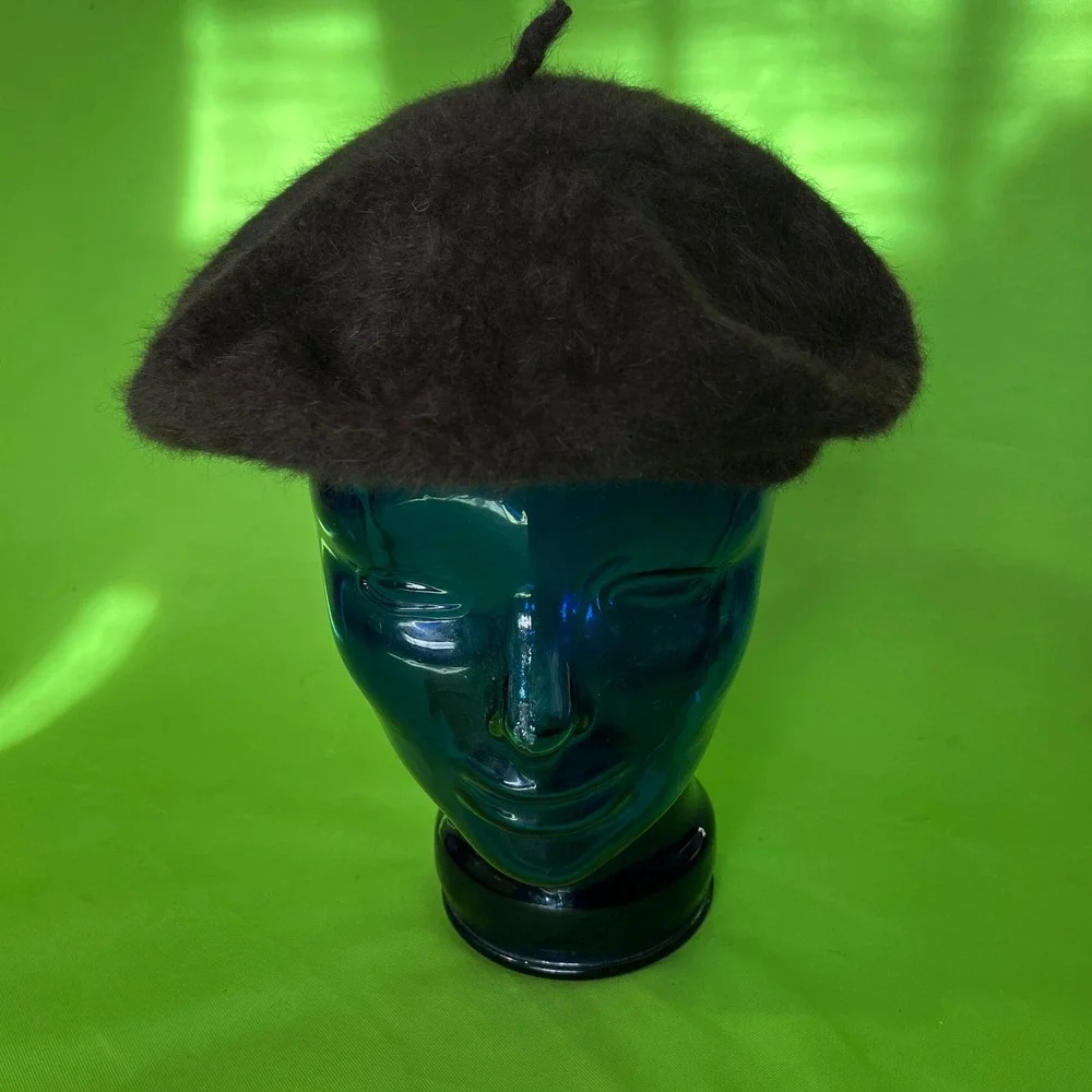 80s M Brod Brown Wool Blend Fuzzy Beret Hat French Style Winter Cap